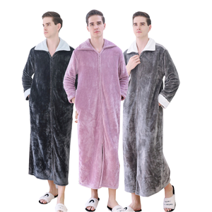 ชุดคลุมอาบน้ำแบบมีฮู้ด ผ้าฟลานเนล ระบายอากาศได้ดี อุ่นสบาย เหมาะสำหรับฤดูใบไม้ร่วง/ฤดูใบไม้ผลิ ฤดูหนาว เอวยางยืด ผ้าพลัฌยาว สำหรับผู้ใหญ่ ผู้หญิง/ผู้ชาย แบบผูกด้านหน้า - Product Image 1