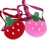 Sac bandoulière en peluche de coton motif fraise, mignon et doux pour filles et garçons, idéal pour l'extérieur, cadeau pour couple, portefeuille pour enfants