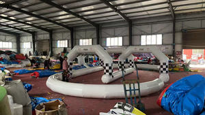 Tùy chỉnh thiết kế mới trẻ em di động không thấm nước PVC Bumper xe Inflatable đua theo dõi với đường hầm - Product Image 6