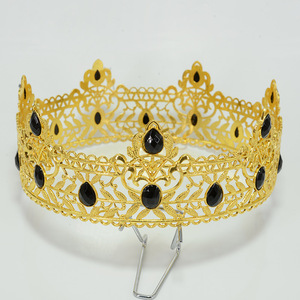 <span class=keywords><strong>Couronne</strong></span> <span class=keywords><strong>de</strong></span> <span class=keywords><strong>roi</strong></span> vintage baroque <span class=keywords><strong>en</strong></span> alliage couleur diamant plaqué <span class=keywords><strong>or</strong></span>, coiffe <span class=keywords><strong>de</strong></span> mariée <span class=keywords><strong>en</strong></span> cuivre avec pierres <span class=keywords><strong>de</strong></span> zircon - Product Image 3