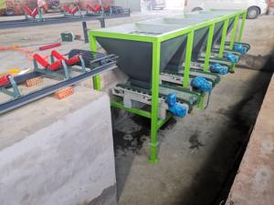 เครื่องผสม<span class=keywords><strong>ปุ๋ย</strong></span>อัตโนมัติสำหรับเพาะกล้าข้าว ด้วย<span class=keywords><strong>ปุ๋ย</strong></span>เคมีสูตร NPK ควบคุมด้วย PLC มอเตอร์ประสิทธิภาพสูง - Product Image 5