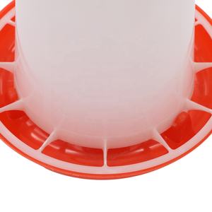 Cubo de alimentación para pollos de granja avícola con comederos rojos para Pollos de <span class=keywords><strong>Corral</strong></span> Alimentador automático de plástico para pollos - Product Image 6