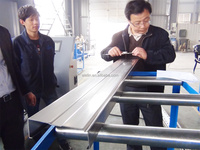 Machine de formage à froid de rouleaux pour rayonnages verticaux en acier automatiques OEM ODM