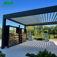 Pergola en aluminium robuste avec toit à lamelles motorisé et rotatif, abri de terrasse imperméable