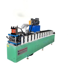 Machine de formage automatique de rouleaux de clôtures en acier fiable et économique avec moteur et pompe – Fabricant de clôtures palissades Dura Garden, garantie 5 ans - Product Image 1
