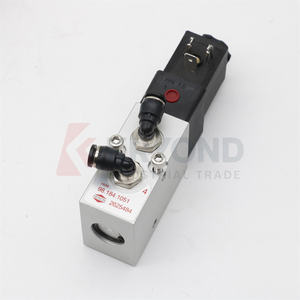1PC 61.184.1311 Électrovanne Pneumatique 4/2 Voies 4mm Connecteur SM52 SM74 SM102 Pour Machine D'impression Pièces De Rechange - Product Image 3