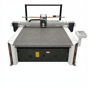 Machine de découpe de matériaux synthétiques en cuir de haute précision REMEYA RMY1625, découpeuse à plat, tête d'outil CCD, 1600x2500mm - Product Image 1