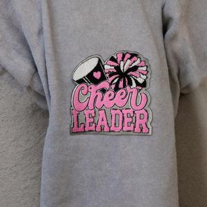 Nouveau Patch Brodé Thermocollant Écologique Grand Format en Chenille/Paillettes Scintillantes pour T-shirts, Sweats à Capuche et Chapeaux - Product Image 2