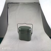Échantillon gratuit : Gourde de sport en toile camouflage de haute qualité avec gobelet pour la randonnée et le camping