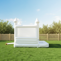 Château gonflable de mariage extérieur écologique blanc en bâche PVC 0,55 mm avec toboggan 5x4x3,8m, garantie 2 ans, pour 3 à 10 enfants