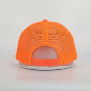 หมวก 5 แผง คุณภาพสูง แบบขายส่ง ปรับแต่งได้ ปักโลโก้ด้วยเทคนิค Sublimation  วัสดุหนังกลับสีส้มนีออน ตาข่าย  ปรับขนาดได้ เหมาะสำหรับทุกเพศ - Product Image 5