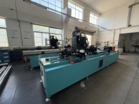 Machine de perçage automatique CNC pour tubes en acier inoxydable de 6 pouces, contrôlée par PLC, pour le traitement des tuyaux de refroidissement liquide, 4 kW 220 V/380 V