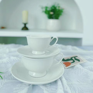 ชุดกาแฟเซรามิก BCeramic Bone China พร้อมจานรอง ลายเพ้นท์มือขอบทอง สไตล์อเมริกัน หรูหรา 220 มล. สำหรับงานแต่งงาน รับทำโลโก้ตามสั่ง - Product Image 2