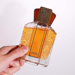 <span class=keywords><strong>Parfum</strong></span> Boisé Longue Durée pour <span class=keywords><strong>Homme</strong></span> Populaire à Dubaï et Moyen-Orient Capacité 100ml Vente en Gros <span class=keywords><strong>Parfum</strong></span> Arabe - Product Image 3