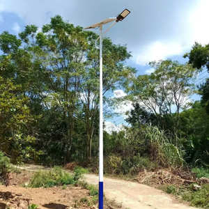 Farola Solar LED <span class=keywords><strong>Plana</strong></span> de Alta Capacidad, Serie B50, Instalación de Liberación Rápida, Alargada y Ensanchada, IP65, Control Remoto - Product Image 2