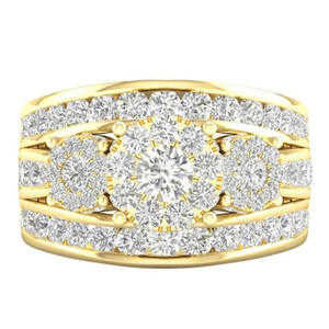 Anello di fidanzamento da donna in oro giallo con diamante taglio brillante rotondo, colore G naturale, con pietre laterali. - Product Image 2