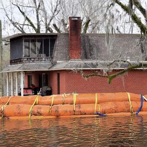 Barrera Inflable Impermeable <span class=keywords><strong>de</strong></span> PVC Duradera <span class=keywords><strong>de</strong></span> 1x10m para Control <span class=keywords><strong>de</strong></span> Inundaciones con Lona <span class=keywords><strong>de</strong></span> Tela <span class=keywords><strong>de</strong></span> 1100D, Venta al Por Mayor - Product Image 2