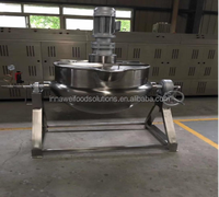 Ligne de machines industrielles pour le mélange, le formage, la découpe et l'emballage en flux de barres de dattes et de noix pour les usines alimentaires