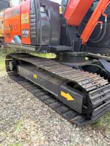 Offre Spéciale : Mini-Excavatrice Hitachi Zaxis70 d'Occasion, Bien Entretenue, Excavatrice sur Chenilles Fiable pour le Marché Mondial. - Product Image 4
