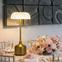 Lampe de table LED sans fil de luxe moderne en acrylique avec commande tactile, 3 couleurs d'ambiance, pour chambre à coucher, salon, restaurant, décoration de bureau
