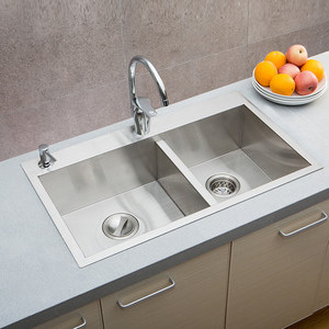 Évier de cuisine en acier inoxydable K-25616T/25617T à cuve unique avec deux trous pour robinetterie et emplacement pour table - Product Image 1