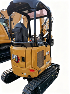 Mini-excavatrice sur chenilles 301.7 CR 308 d'occasion, capacité 12 tonnes, moteur et boîte de vitesses, modèle 2022, excellent état, pour entreprise de location - Product Image 1