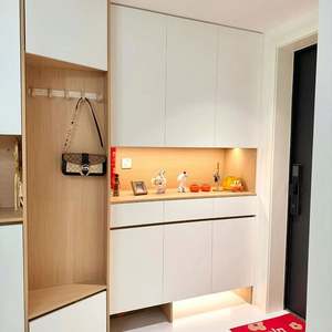 Armoire de rangement moderne en bois clair personnalisée pour salon et chambre à coucher, meuble tendance - Product Image 5