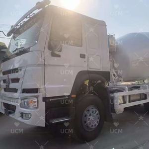 Camión Mezclador de Concreto HOWO 6*4 con Superestructura SANY, 95% Nuevo, Usado, en Stock, 8*4 Disponible - Product Image 2