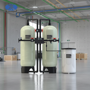 Nouveau système de filtration d'eau à résine avec réservoir sous pression et garantie d'un an <span class=keywords><strong>pour</strong></span> le traitement et la désinfection de l'eau potable - Product Image 1