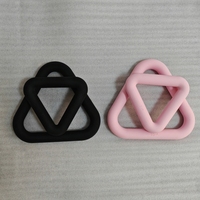 Ensemble de poids et haltères triangulaires antidérapants pour entraînement de gymnastique de 7lb et 10lb en silicone en fer pour haltères vente en gros