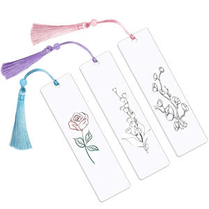 Marque-page acrylique de fleur de <span class=keywords><strong>naissance</strong></span> Signets de nom personnalisés avec des glands Marqueur de page mignon Cadeaux pour femmes Filles Amoureux des livres - Product Image 1