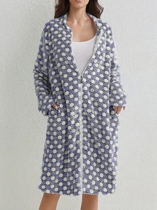 Fashion Soft Fluffy Long <strong>House</strong> <strong>Coat</strong> With Pockets <strong>Ladies</strong> Front Zipper Coral Velvet Bathrobe Cozy Warm Winter Sleepwear for Women - Product Image 4
