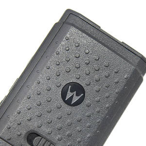 Цифровая мобильная радиостанция MOTOROLA SL1M, защита IP54, диапазон 403-470 МГц UHF, сертифицирована FCC, дальность действия 2,5 км, аккумулятор 2000-2500 мАч - Product Image 5