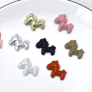 Accesorios de joyería DIY, dijes de resina con forma de caballo de 5.5 cm para pinzas de pelo, fundas de teléfono, imanes de nevera, regalo. - Product Image 2