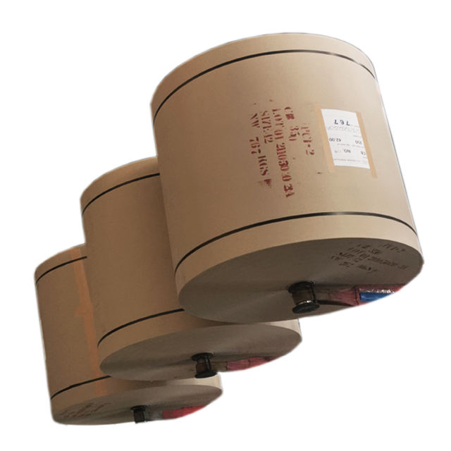 สีน้ำตาล