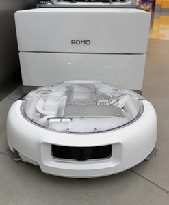 Nuevo Robot Aspirador y Fregasuelos DJI ROMO P2, 36000 Pa de Succión, Autolimpieza, Recarga Automática, Filtro HEPA, Control por Aplicación, Compatible con la UE, Ideal para Familias Numerosas - Product Image 2
