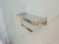 Cabine de toilettes double en panneaux sandwich d'acier sculptés Suihe, unité de toilettes et de douche portable moderne pour usage domestique
