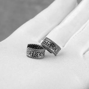 Boucles d'oreilles personnalisées étanches en acier inoxydable 316L, style Viking Runes, pour hommes - Product Image 5