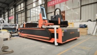 Machine de découpe laser à fibre haute efficacité 1500W, type ouvert 1530, pour l'industrie publicitaire professionnelle