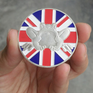 Moneda Conmemorativa del Sagrado Corazón de Jesús, Chapada en Oro, con Temática Religiosa, Medalla Coleccionable Creativa para Regalo Religioso - Product Image 1