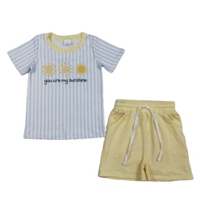 Ensemble 2 pièces décontracté pour garçons RTS Boutique : T-shirt et short imprimé « You Are My Sunshine », 95 % coton, collection Printemps-Automne - Product Image 1