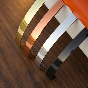 Moulure murale décorative en PVC pour usine de meubles, moderne, durable, écologique, résistante à l'humidité, couleur pailletée, pour usage domestique - Product Image 3