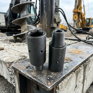 Adaptateur de tige de forage robuste forgé avec douille carrée et trou pour axe de transmission de couple - Product Image 3