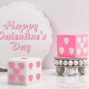 Wholesale Novelty Creative Handmade Pink White Heart Dice Shape Candles Soy Wax Aesthetic <b>Cube</b> Dice Decorative Scented Candles - Product Image 5