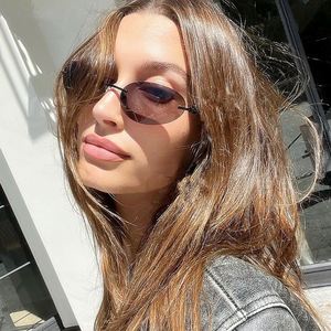 Gafas de Sol Retro de Lujo al por Mayor, Estilo Punk Metálico de los Años 2000, UV400, sin Montura, Ovaladas, para Hombre y Mujer - Product Image 3