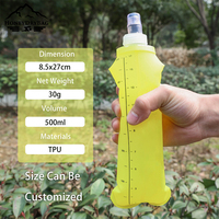 Bouteille d'eau douce au toucher isolée en silicone BPA pour les activités de plein air décontractées et les visites