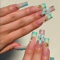 Ongles artificiels longs carrés à couverture complète, motif papillon, fleur rose, breloques chaîne dorée, colle plastique, lot de 10 pièces, tendance