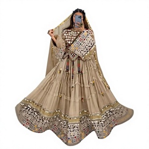 Traje Sharara Beige Tradicional Bordado para Mujer con Dupatta, Patrón de Lazos, Chifón, Algodón de Verano, para Bodas y Compromisos - Product Image 1