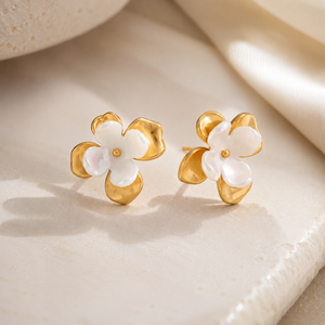 Bijoux de mode, boucles d'oreilles clous en acier inoxydable plaqué or 18 carats, forme carrée, ovale, navette, perle, fleur en plexiglas - Product Image 3