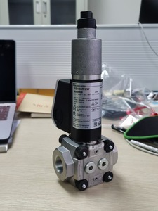 Kromschroder VG25R03NT31DMVZ VG25R03NT31DMVZ คำสั่ง No.88007553 Gas-regler MIT magnetventil stock 20 - Product Image 4